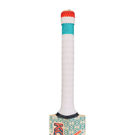 Close-up of the Kookaburra Nickel Pro 3.1 Icon Cricket Bat 2026 handle, featuring a textured white grip, turquoise ring, red top, and low sweet spot with a geometric blade pattern—hallmarks of Kookaburra’s quality.