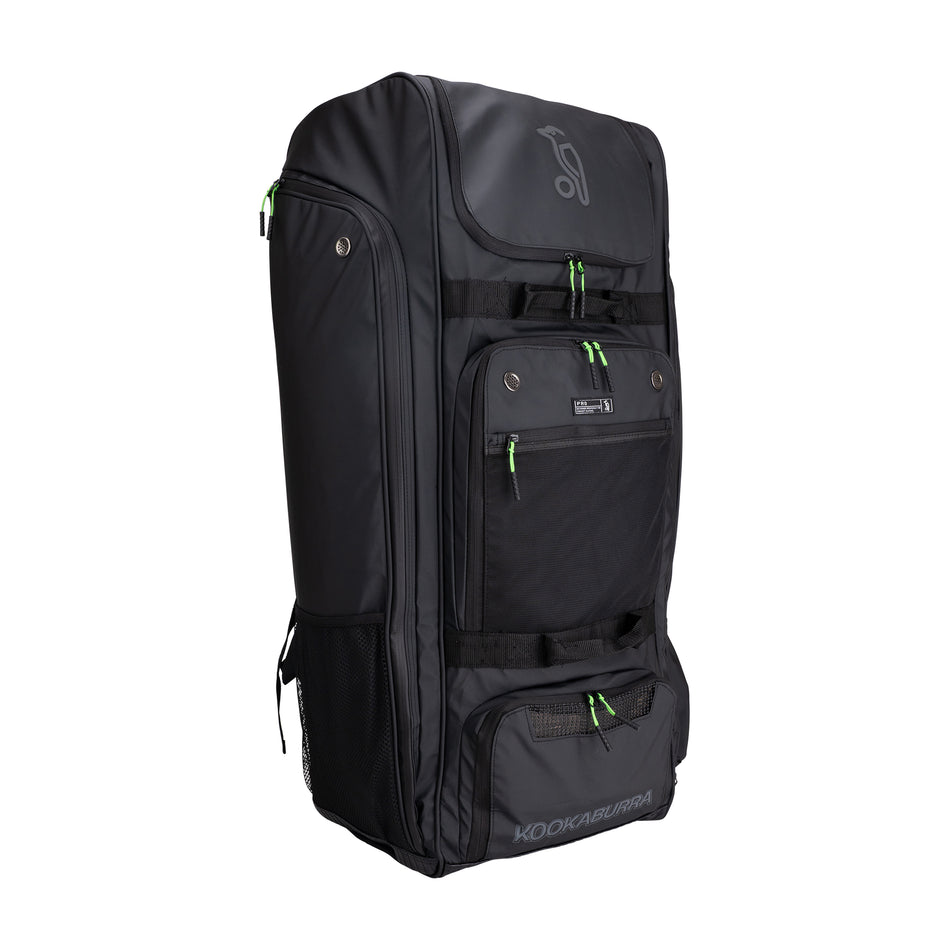 The Kookaburra Pro Players Duffle 2026 is a black cricket kit bag with zippers and the Stand Easy System for convenience—ideal for players seeking style and function.