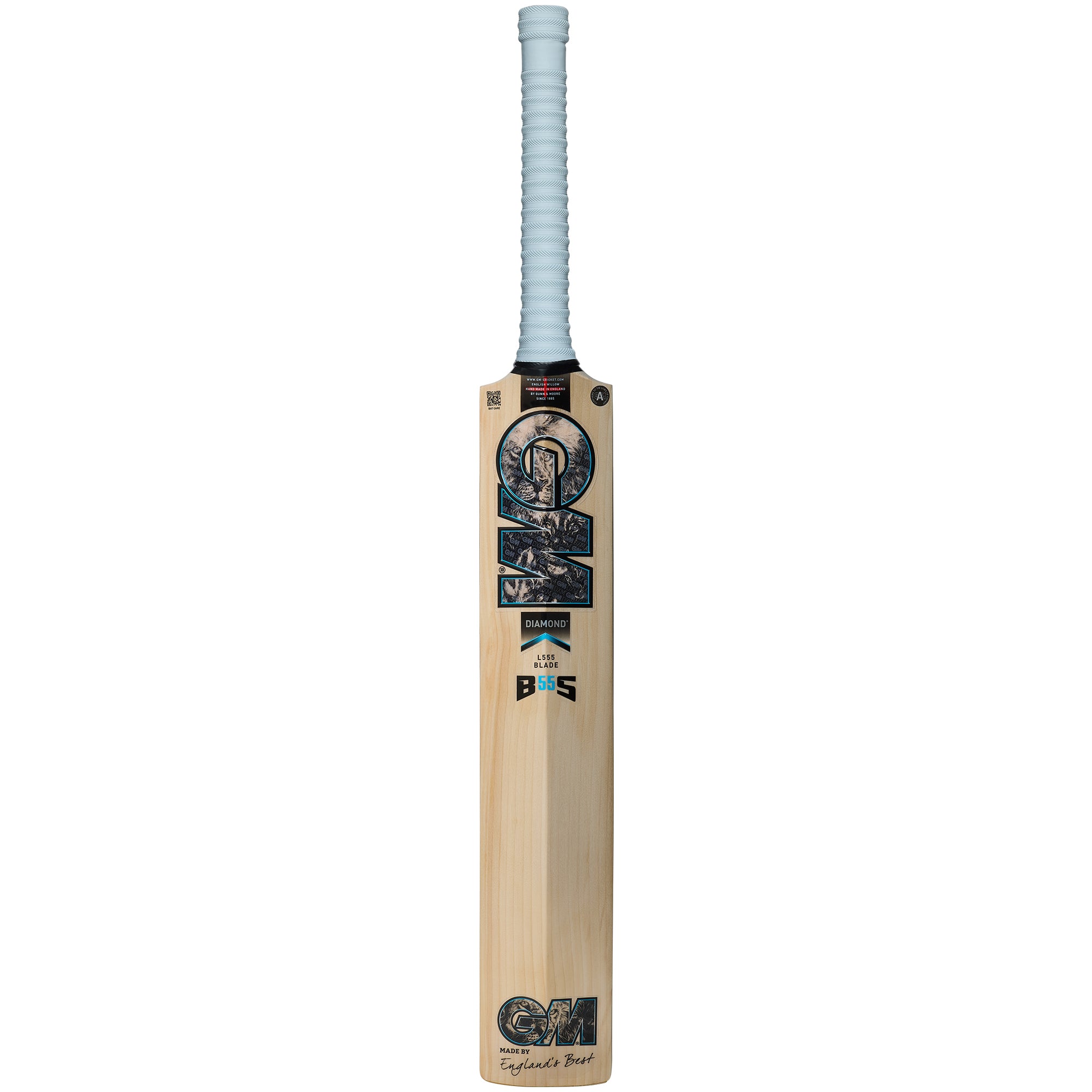 The Gunn & Moore Diamond DXM Senior Cricket Bat 2026 features a white handle, black and gold branding, and "GM" plus "England's Best" on the face—crafted in Ben Stokes' style.