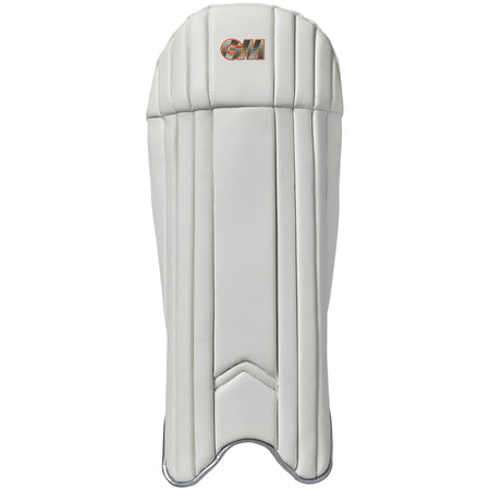 The Gunn & Moore Rival 909 Wicket Keeping Pads 2026 are lightweight white adult pads with vertical stitched panels, offering protection and displaying the red and gold GM logo at the top center—ideal for wicket keepers.