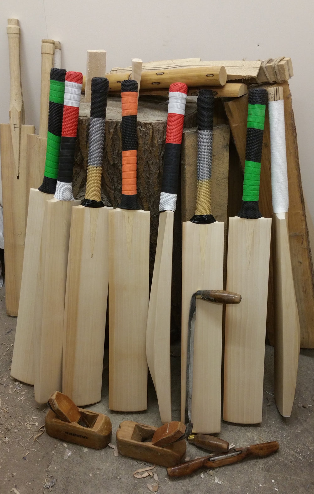 Custom Made Cricket Bat (Grade 1+ Willow) - Pro Players Edition