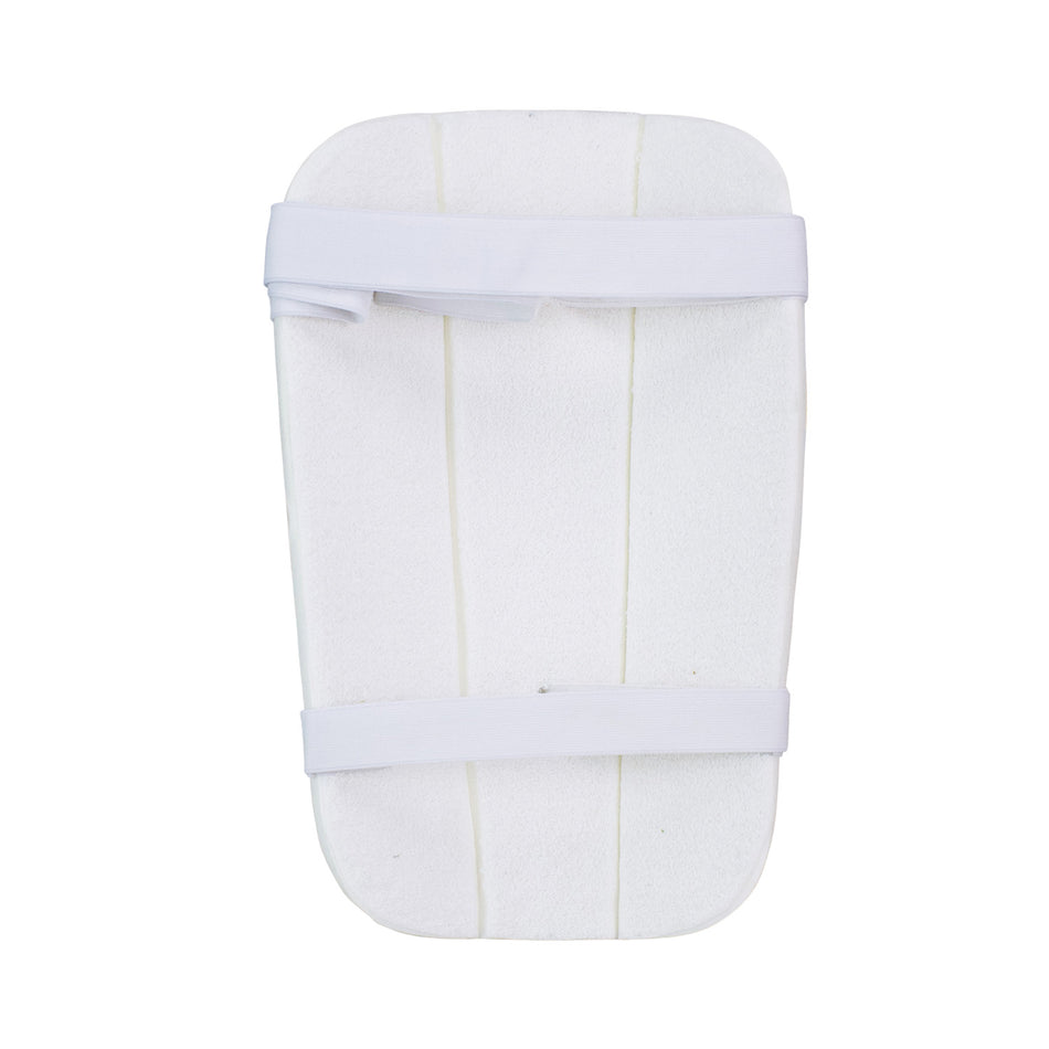 The Kookaburra 500 Thigh Pad by Kookaburra is a rectangular white splint with rounded corners, two adjustable straps, and moulded HDF construction for enhanced protection, designed to immobilize or support an injured limb.