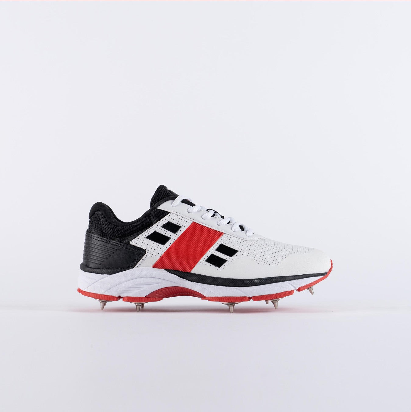 Gray Nicolls Velocity 4.0 Cricket Spike - Junior