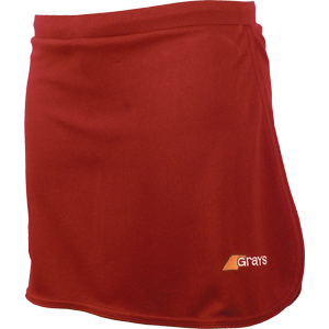 The Grays G600 Skort is a plain red women’s stretch lycra sports skirt with a small orange and white Grays logo near the bottom right hem. Simple and unadorned, it’s perfect for sports or casual wear.