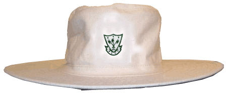 The Highnam Court CC Fielders Sun Hat by Martin Berrill Sports is a white wide-brimmed cricket hat with a green embroidered emblem featuring stars and a shield—ideal for Highnam Court CC players.