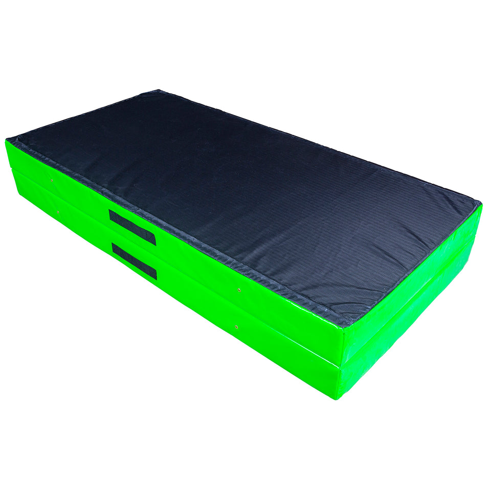 The Gilbert Tackle Mat by Gilbert features high density foam, a bright green side, black top surface, and sturdy black carrying handles for easy transport. Ideal for contact training and gym sessions.