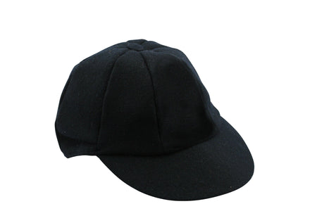 The Hunts County Traditional Cricket Cap in black features a rounded crown and curved bill, shown against a white background—ideal for fans of classic cricket style in their accessories.