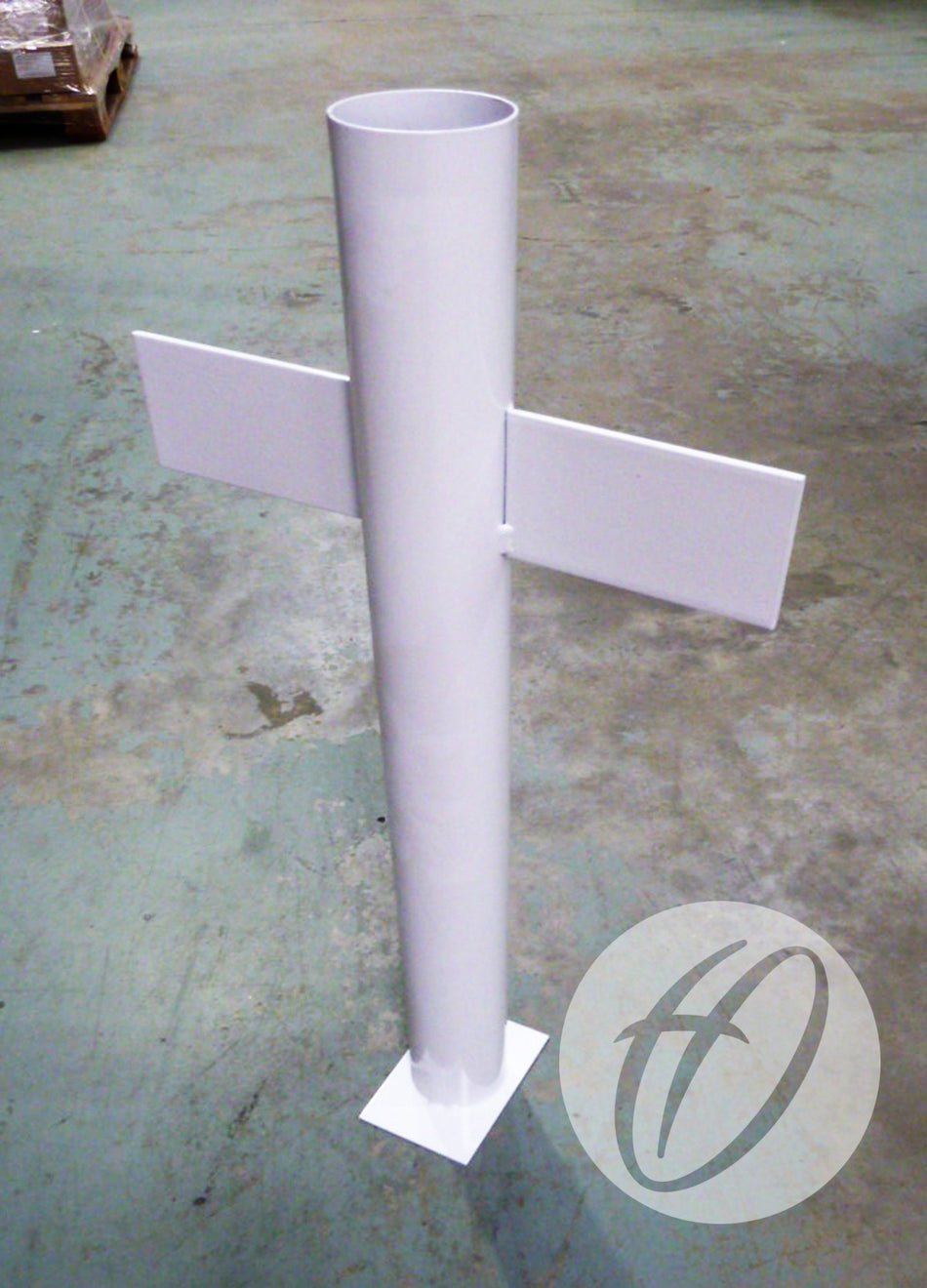 A white metal Harrod Sport Spare No. 2A Socket with two rectangular arms stands on a square base on a concrete floor. The lower right features the Harrod Sport logo with a stylized H, marking it as their product.