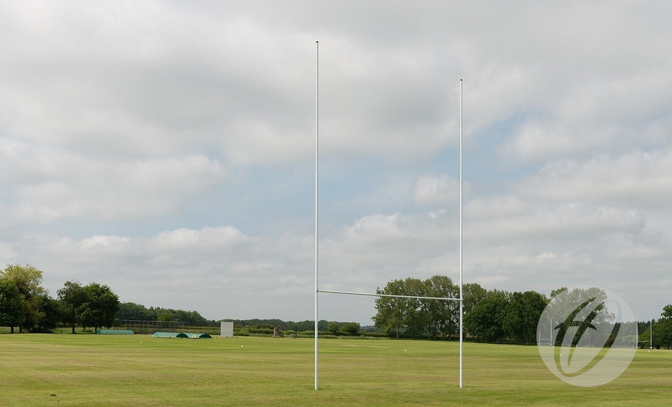 Harrod Sport Demountable Aluminium Rugby Posts 6.6M are ideal for quick assembly on synthetic fields, offering reliable rugby goals that are easy to install and remove.